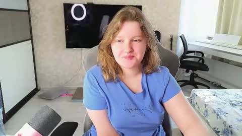pinkiep1e online show from June 12, 1:15 am