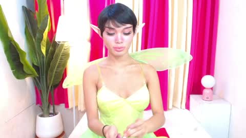 Snapshot of pinkishdoll chatting on March 29, 2:33 am Kyline online show from March 29, 2:33 am