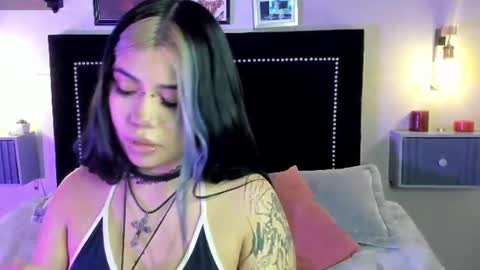 Snapshot of pinkk_demon chatting on June 30, 1:23 pm PINKK online show from June 30, 1:23 pm