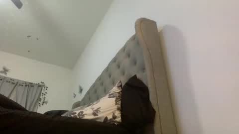 Snapshot of pinkmonae chatting on October 31, 9:32 am pinksugar online show from October 31, 9:32 am