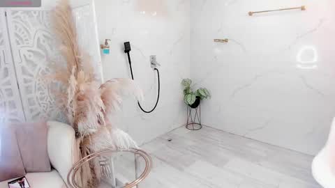 pinkmoon30 online show from February 24, 11:52 am