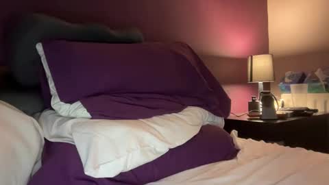 Snapshot of pinkrhino3 chatting on January 11, 11:32 pm pinkrhino3 online show from January 11, 11:32 pm