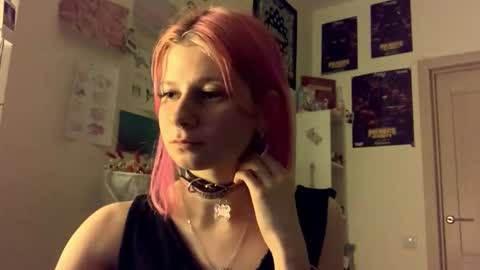 Sara online show from September 21, 6:09 pm