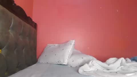 pinky_cockoo online show from June 14, 4:09 pm