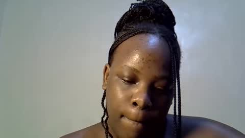 pinky_ebony13 online show from April 28, 7:02 am