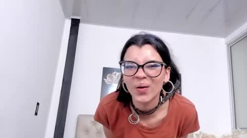 pinky_f00x online show from July 23, 1:58 am