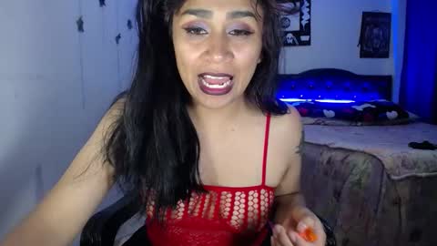 VIOLETA LOPEZ online show from December 22, 5:21 pm