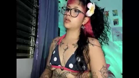 pinky_promiseex online show from May 19, 1:56 am