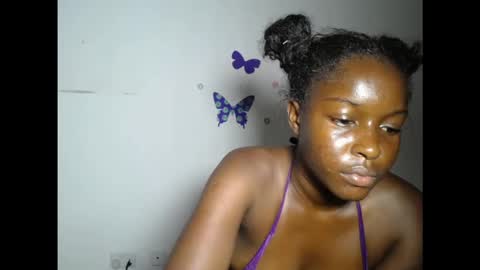 pinkykiki_247 online show from November 27, 9:28 pm