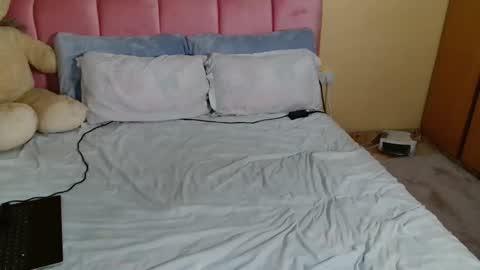 Pinky online show from February 12, 12:49 am