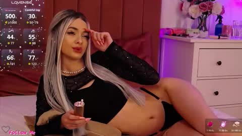 Pinky online show from December 15, 7:29 pm