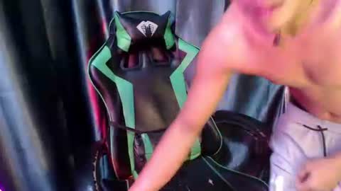 pinoy_shyboy69 online show from May 11, 1:22 am
