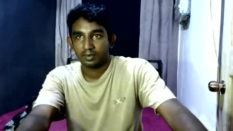 rayvienn online show from May 8, 12:21 pm