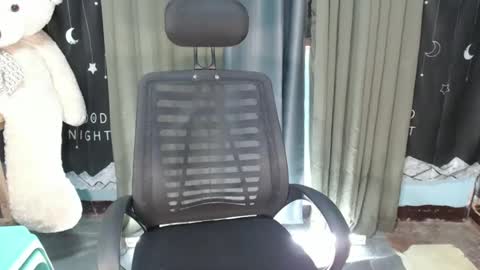 Snapshot of pinoycharmingboss20xx chatting on October 3, 12:13 pm Donald online show from October 3, 12:13 pm