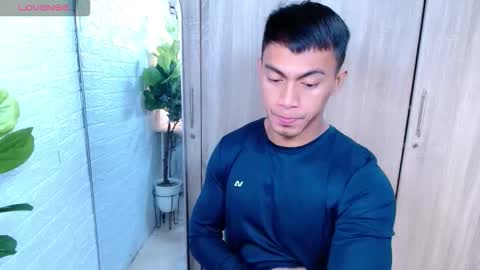 ethan online show from December 14, 8:57 pm