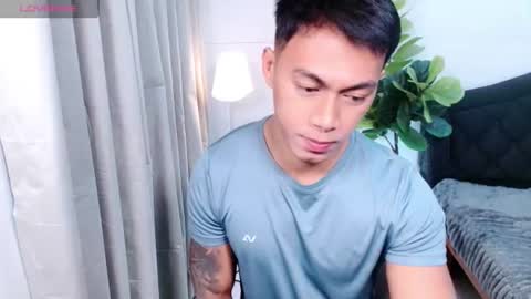 Snapshot of pinoymilker chatting on July 1, 3:19 am ethan online show from July 1, 3:19 am