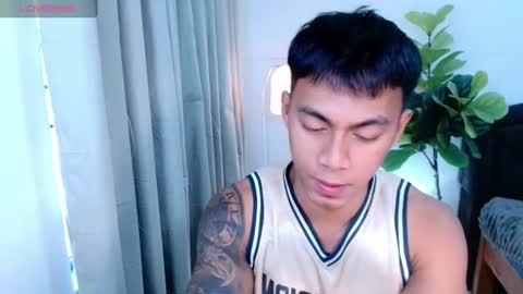 Snapshot of pinoymilker chatting on July 3, 6:31 am ethan online show from July 3, 6:31 am
