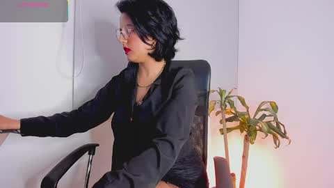 Snapshot of pinupspicy chatting on April 22, 11:39 pm Victoria byte online show from April 22, 11:39 pm