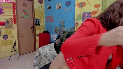 VALENTINA y PIPE online show from November 30, 2:32 pm