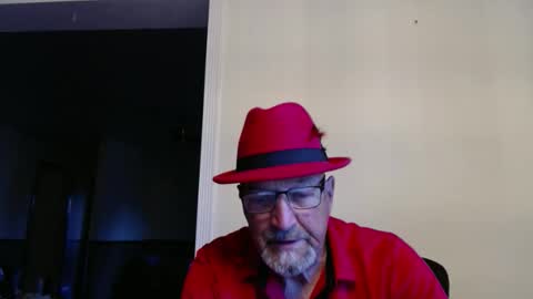 Snapshot of pipewizard chatting on May 5, 12:07 am pipewizard online show from May 5, 12:07 am