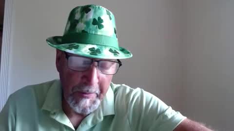 Snapshot of pipewizard chatting on May 23, 11:31 pm pipewizard online show from May 23, 11:31 pm