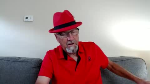 Snapshot of pipewizard chatting on June 29, 10:10 pm pipewizard online show from June 29, 10:10 pm