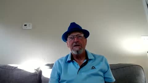 Snapshot of pipewizard chatting on June 30, 11:28 pm pipewizard online show from June 30, 11:28 pm