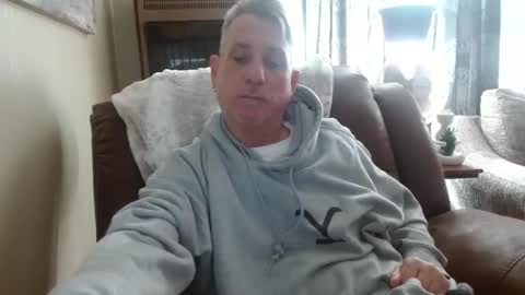 Snapshot of pirate334 chatting on January 9, 6:04 pm pirate334 online show from January 9, 6:04 pm