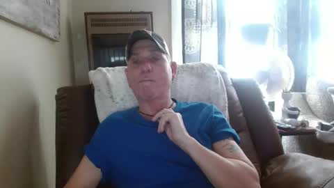 Snapshot of pirate334 chatting on February 11, 7:48 pm pirate334 online show from February 11, 7:48 pm