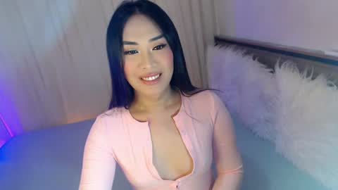 Ari online show from October 22, 10:59 am