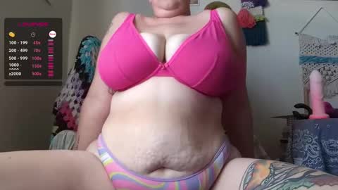 Em online show from December 30, 8:58 pm