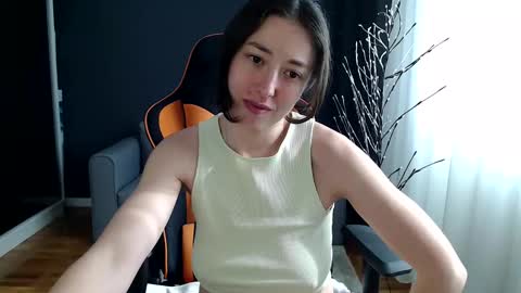 piscesgirl06 online show from February 17, 9:24 am