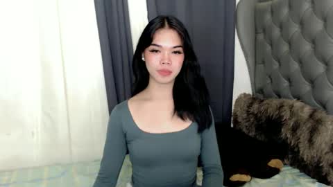 The Girl Named Eyve online show from February 7, 4:24 pm