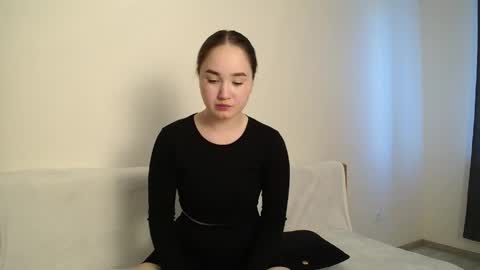 Snapshot of pixie____ chatting on May 18, 2:12 pm Lily online show from May 18, 2:12 pm