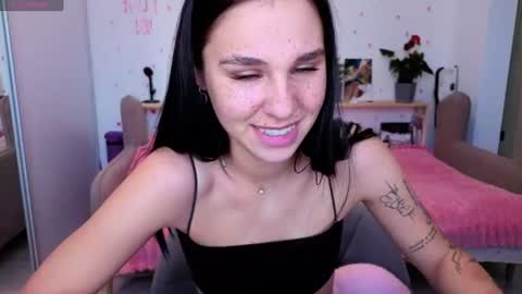 Molly online show from July 5, 4:19 am
