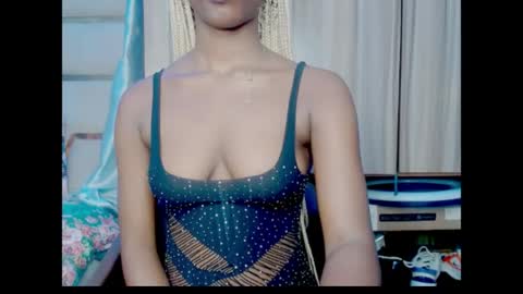 Ella online show from July 7, 7:09 am