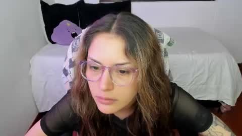 pixie online show from June 26, 2:05 am
