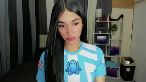Snapshot of pixiedoll_ chatting on May 24, 7:46 am pixiedoll_ online show from May 24, 7:46 am