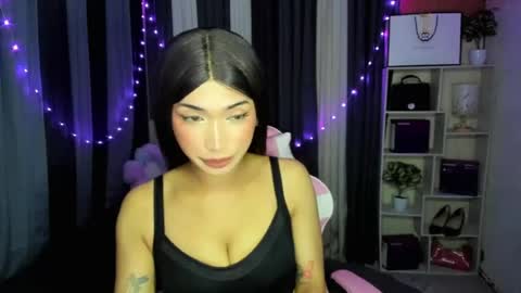 Snapshot of pixiedoll_ chatting on July 28, 12:59 pm pixiedoll_ online show from July 28, 12:59 pm