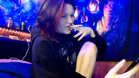 Snapshot of pixiedustslove chatting on December 2, 1:33 am Pixie dust online show from December 2, 1:33 am