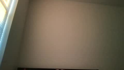 Snapshot of pixiemodelinc chatting on December 12, 12:22 pm pixiemodelinc online show from December 12, 12:22 pm