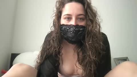 Snapshot of pixiemodelinc chatting on December 14, 2:42 pm pixiemodelinc online show from December 14, 2:42 pm