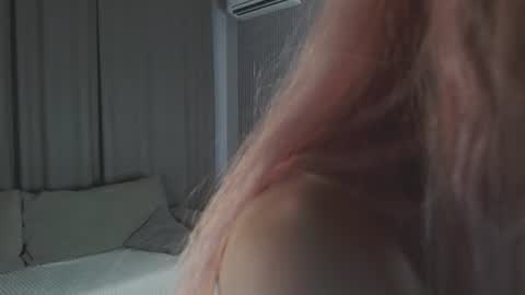 Snapshot of pixiesdoll_ chatting on July 16, 6:03 pm Mila online show from July 16, 6:03 pm