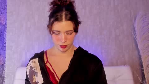 cris online show from November 16, 9:26 am