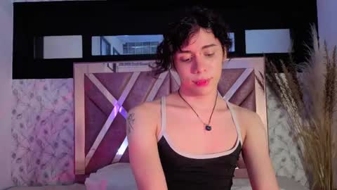 cris online show from April 30, 9:30 pm