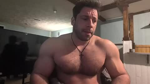 pizza_biceps online show from April 9, 5:18 am