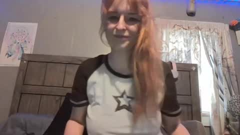 pizzedwife online show from April 12, 1:16 pm