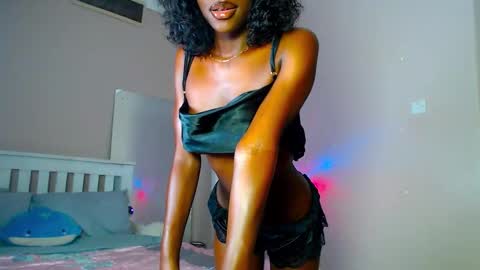 Snapshot of playboypetit chatting on October 3, 12:40 am playboypetit online show from October 3, 12:40 am