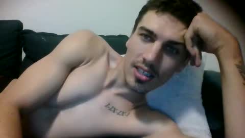 Snapshot of playboyspade333 chatting on November 7, 5:18 am Playboy Spade online show from November 7, 5:18 am