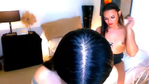 Snapshot of playful_angel1598 chatting on January 24, 9:49 am ARA online show from January 24, 9:49 am